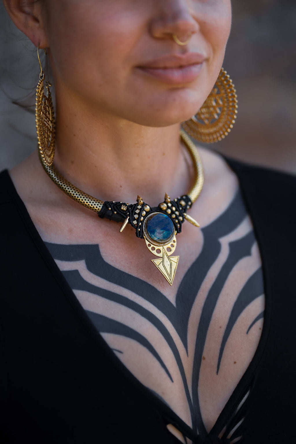 DVARIKA NECKLACE