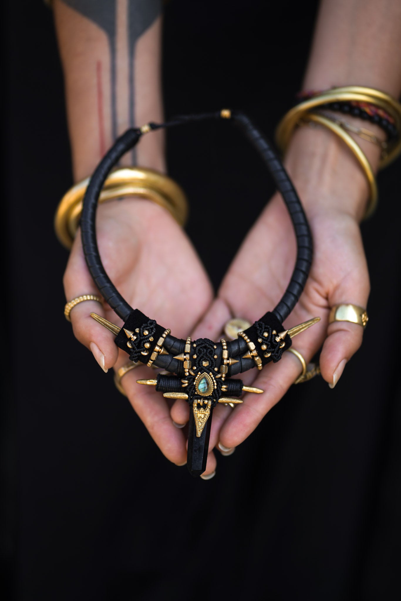 SHYAMA AGNI NECKLACE