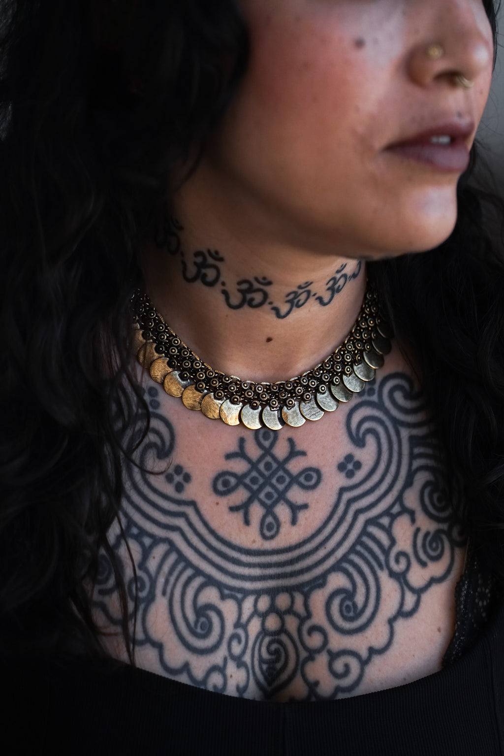 SUNITA COLLAR GOLDEN