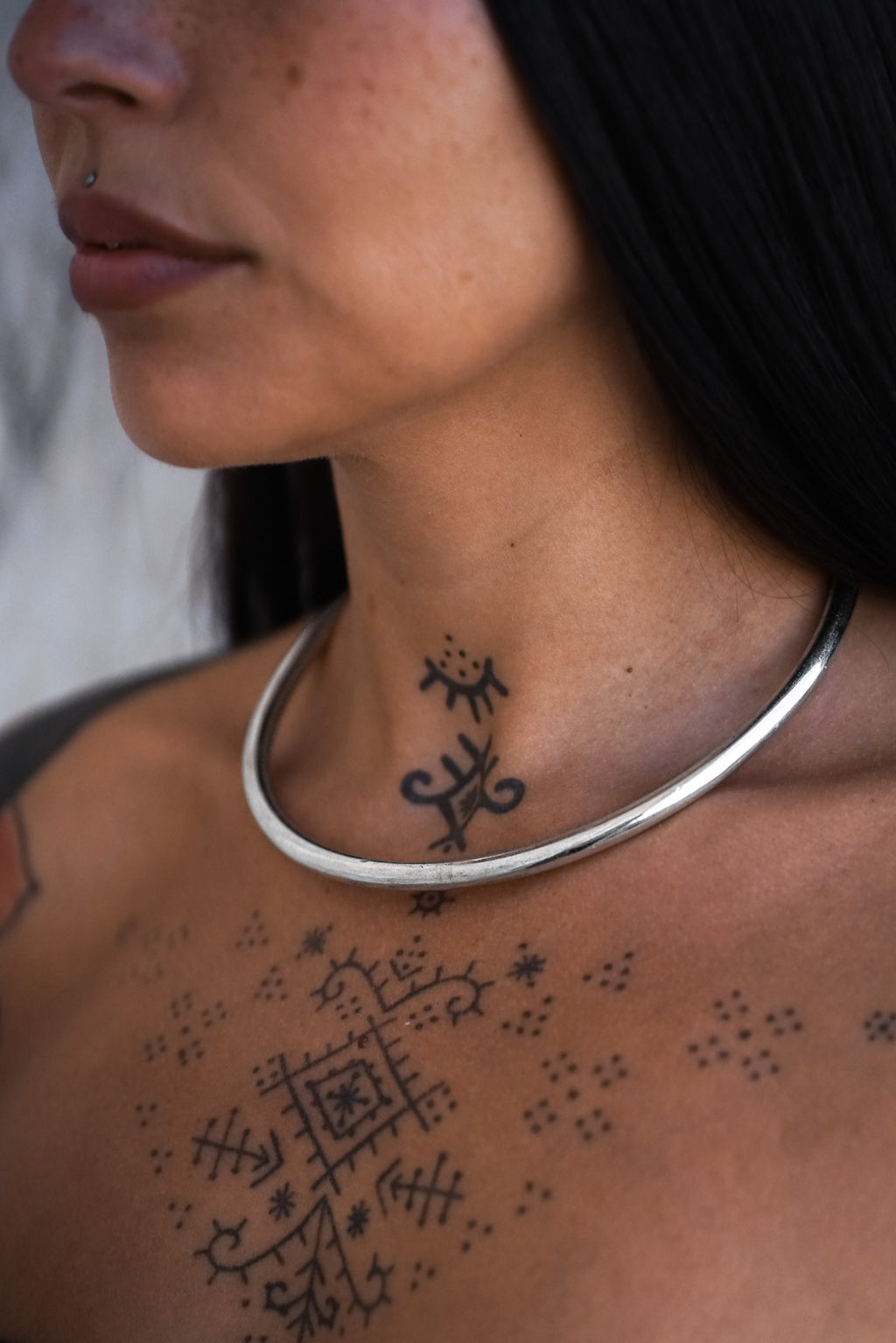 MAYURI CHOKER