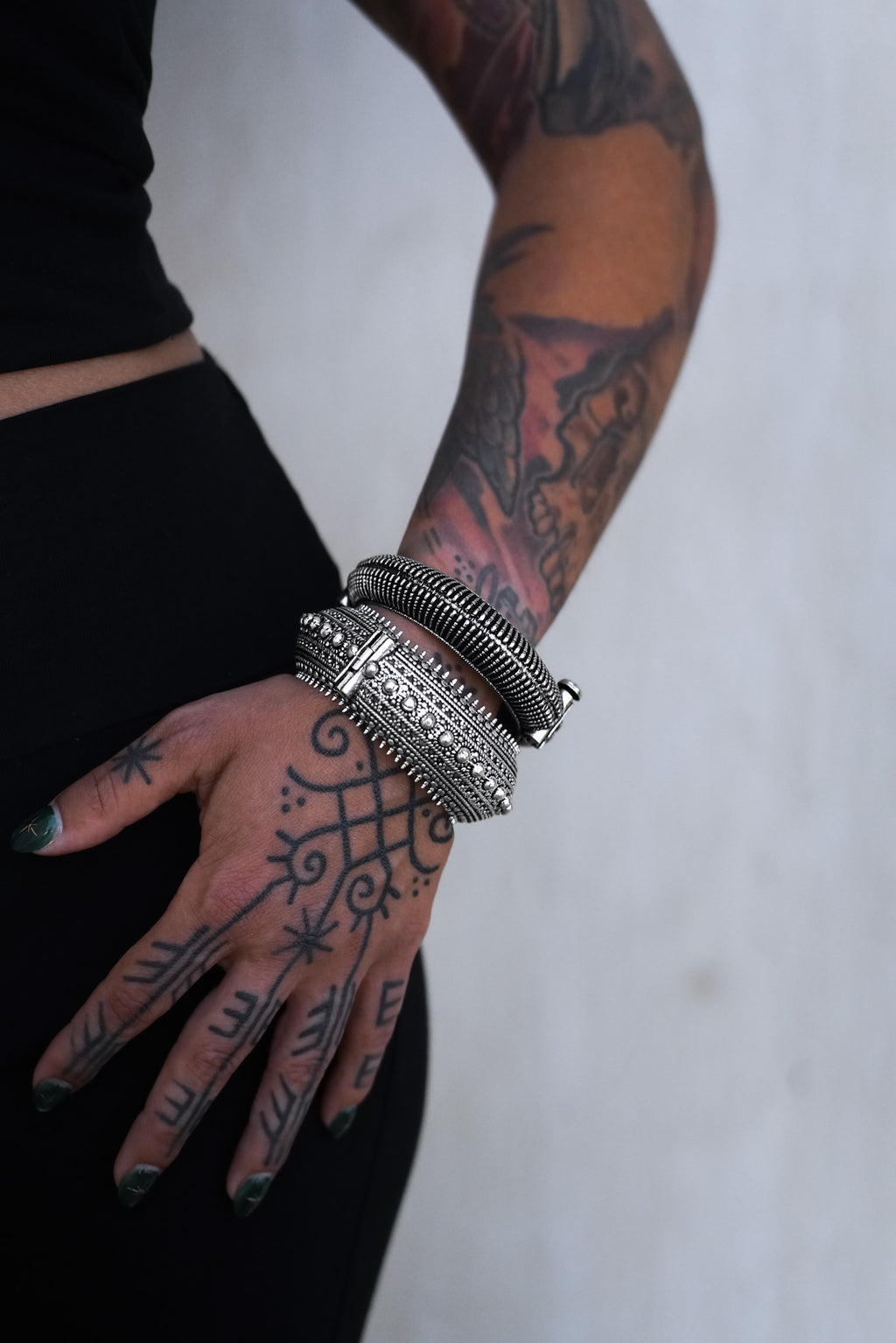 TORA BANGLE