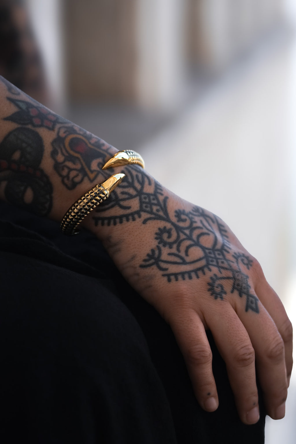 VISHNAKH BRACELET GOLDEN
