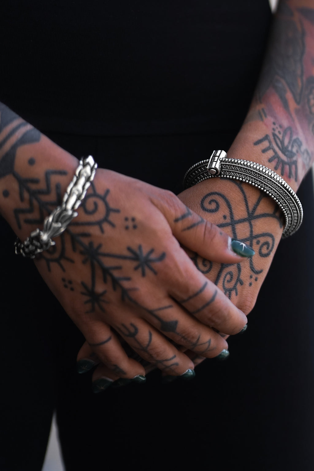 VISHNAKH BANGLE