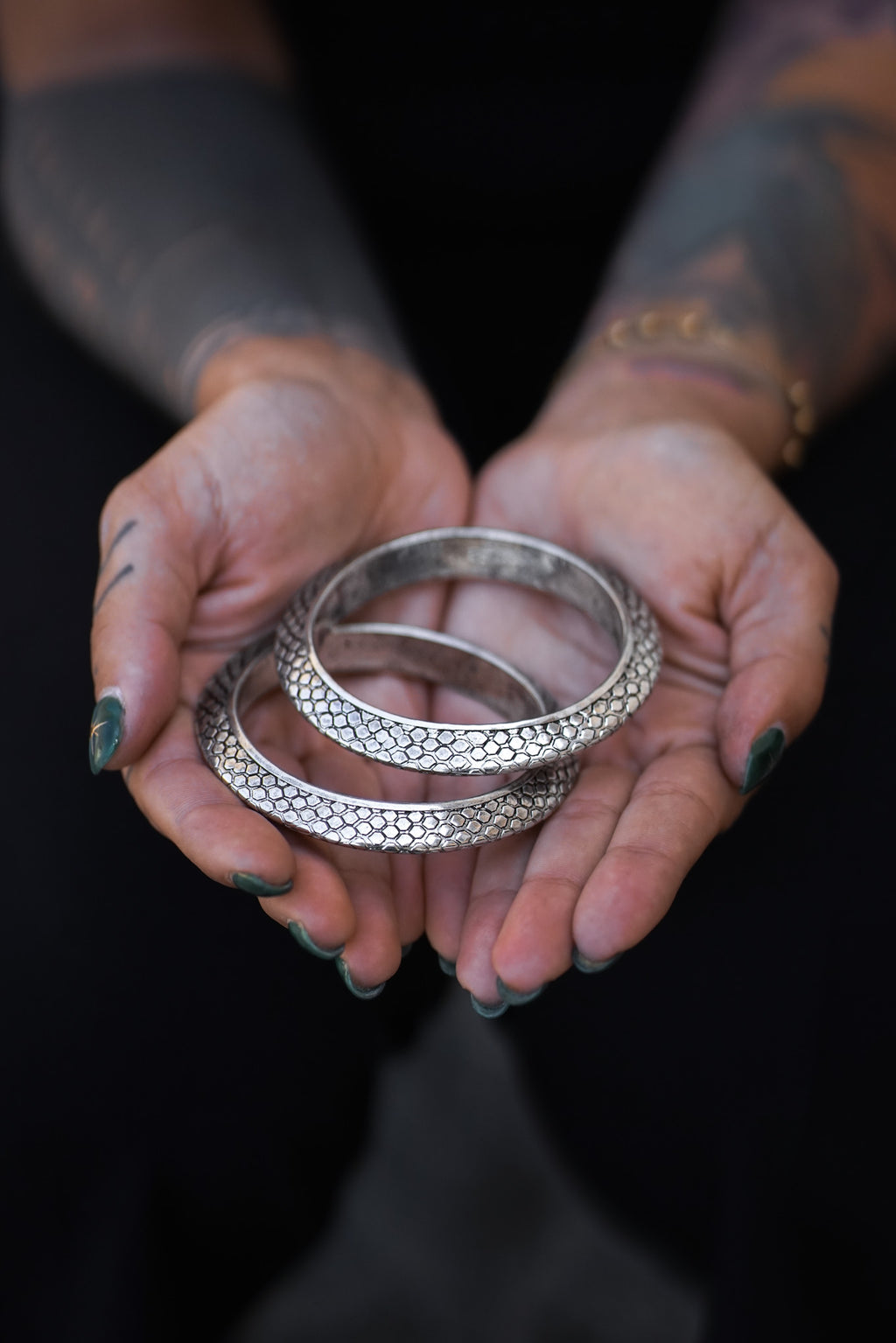 MAHANAG BANGLE