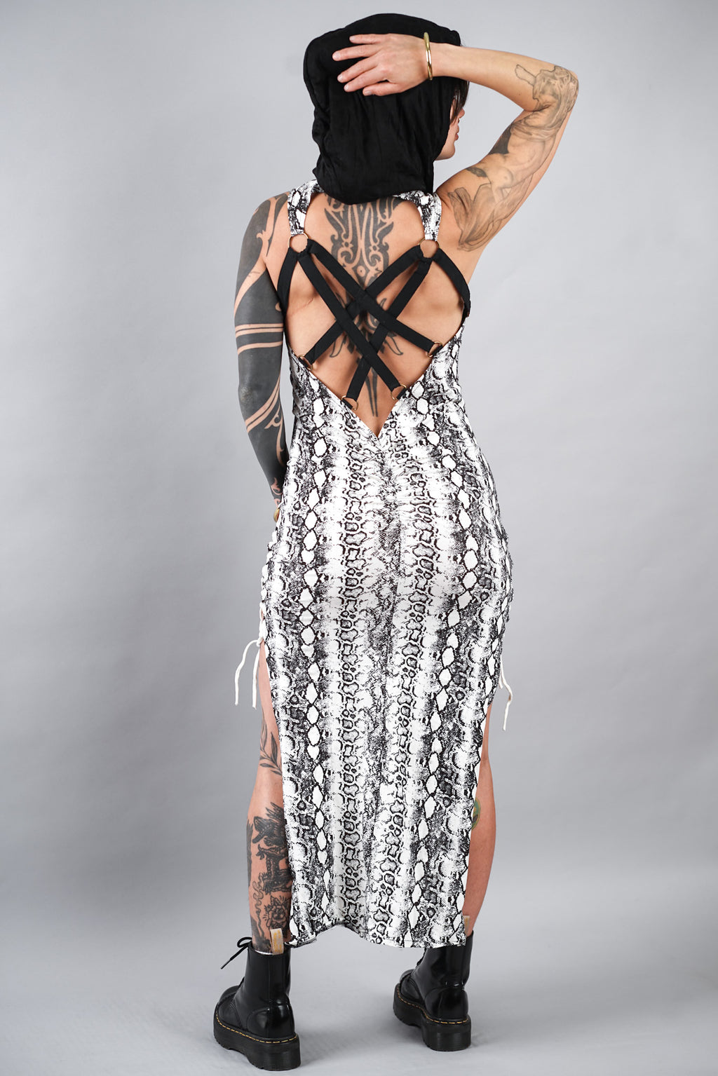 SHAKTI DRESS WHITE COBRA