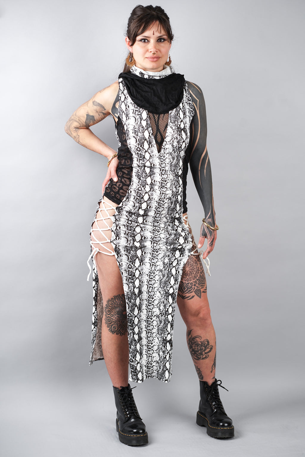 SHAKTI DRESS WHITE COBRA