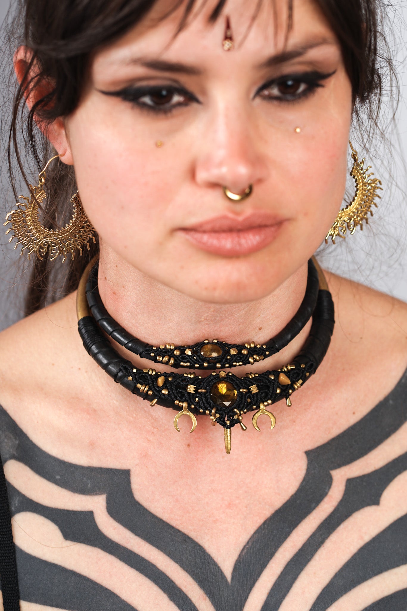 SUNAILA NECKLACE