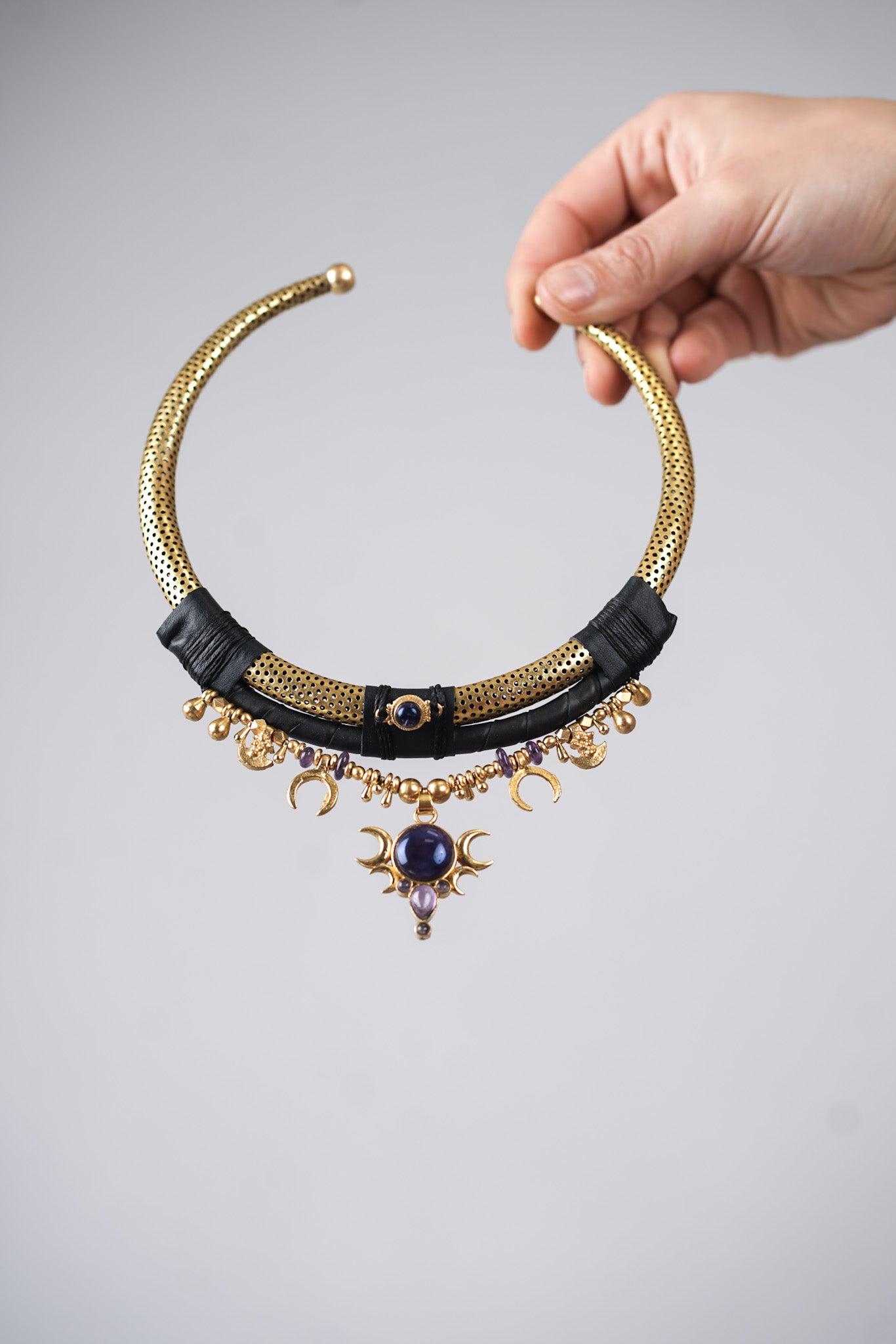 JAMUNIYA NECKLACE