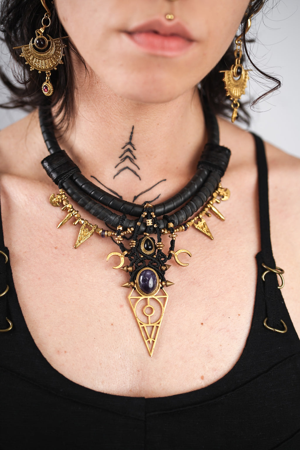 KALYRA NECKLACE
