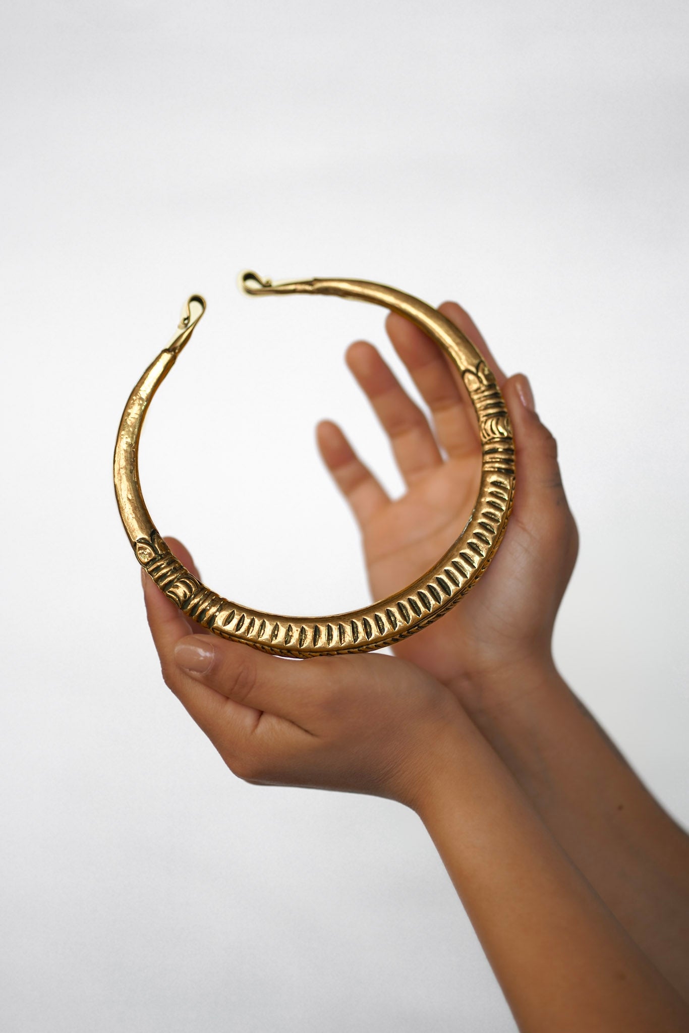 ANCIENT CHOKER