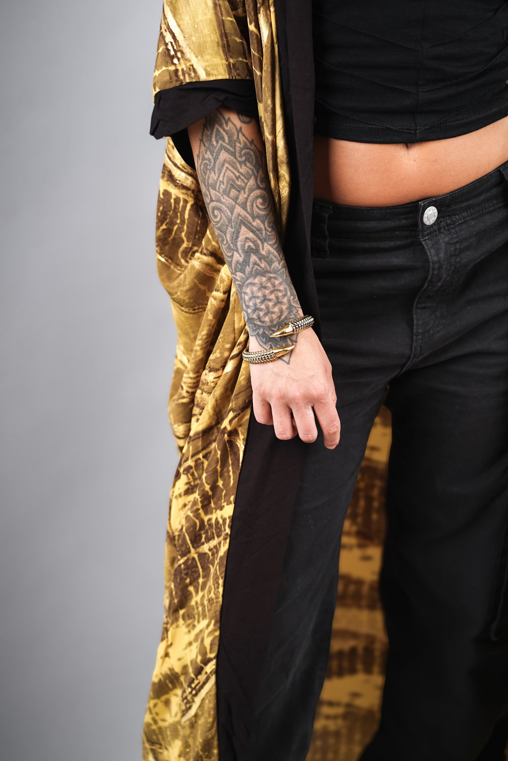HIRANYA KIMONO