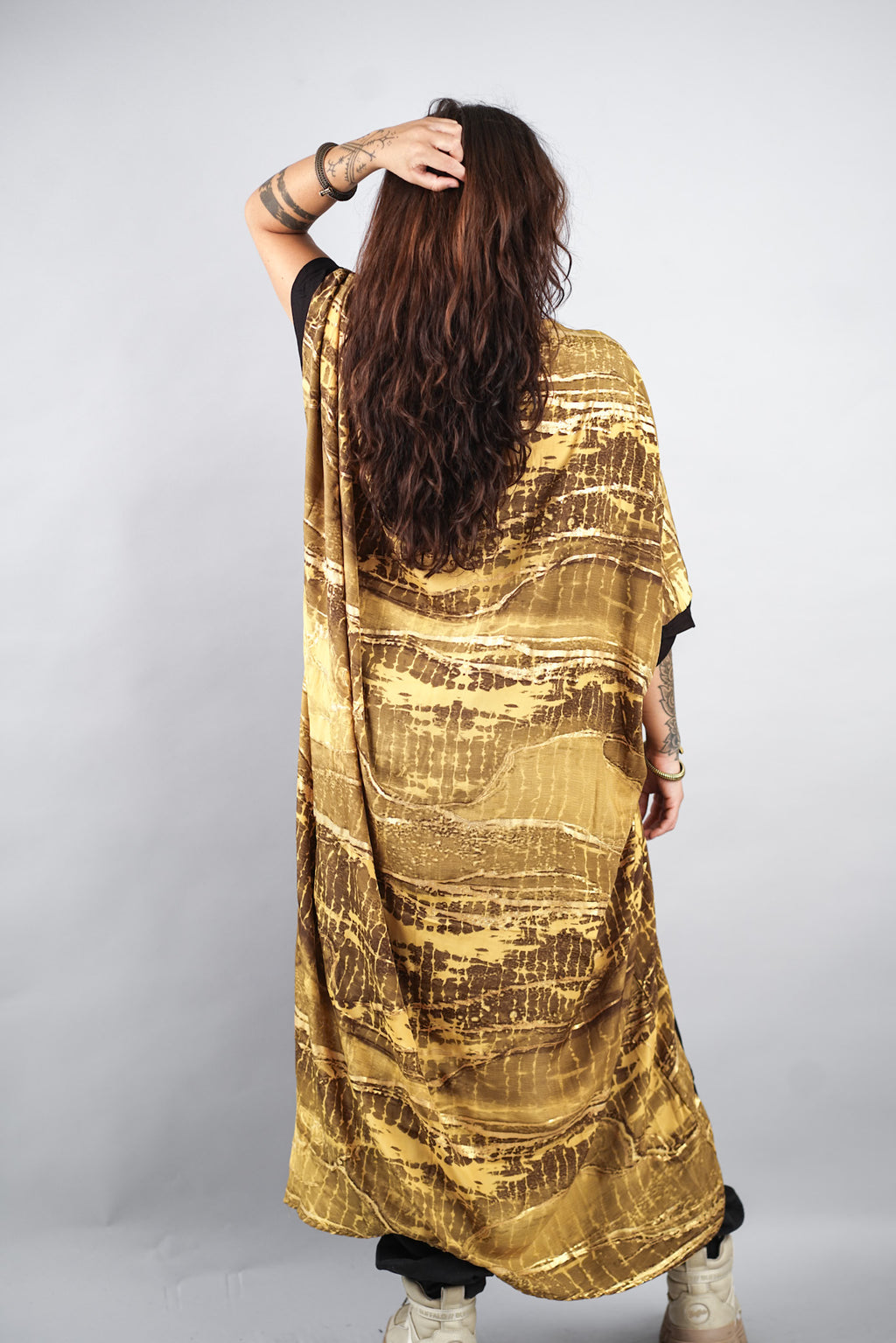 HIRANYA KIMONO