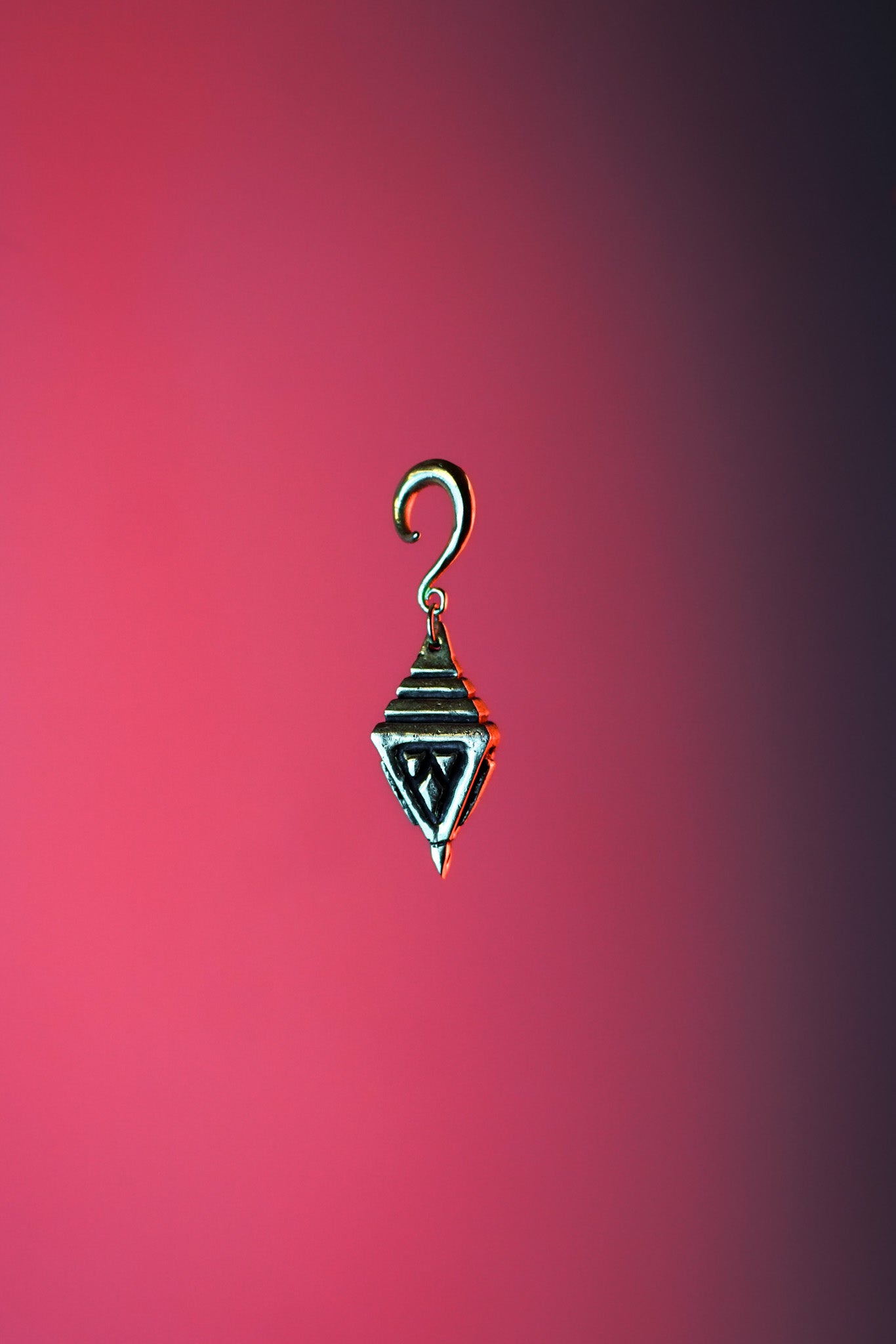 TRYAMBAKA EARWEIGHTS GOLDEN