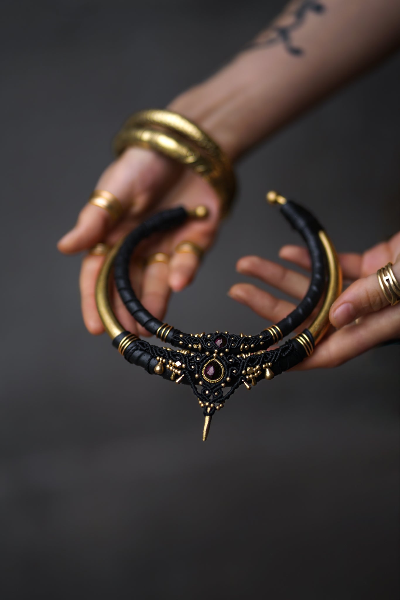 DIVINE EMPYRIAN NECKLACE