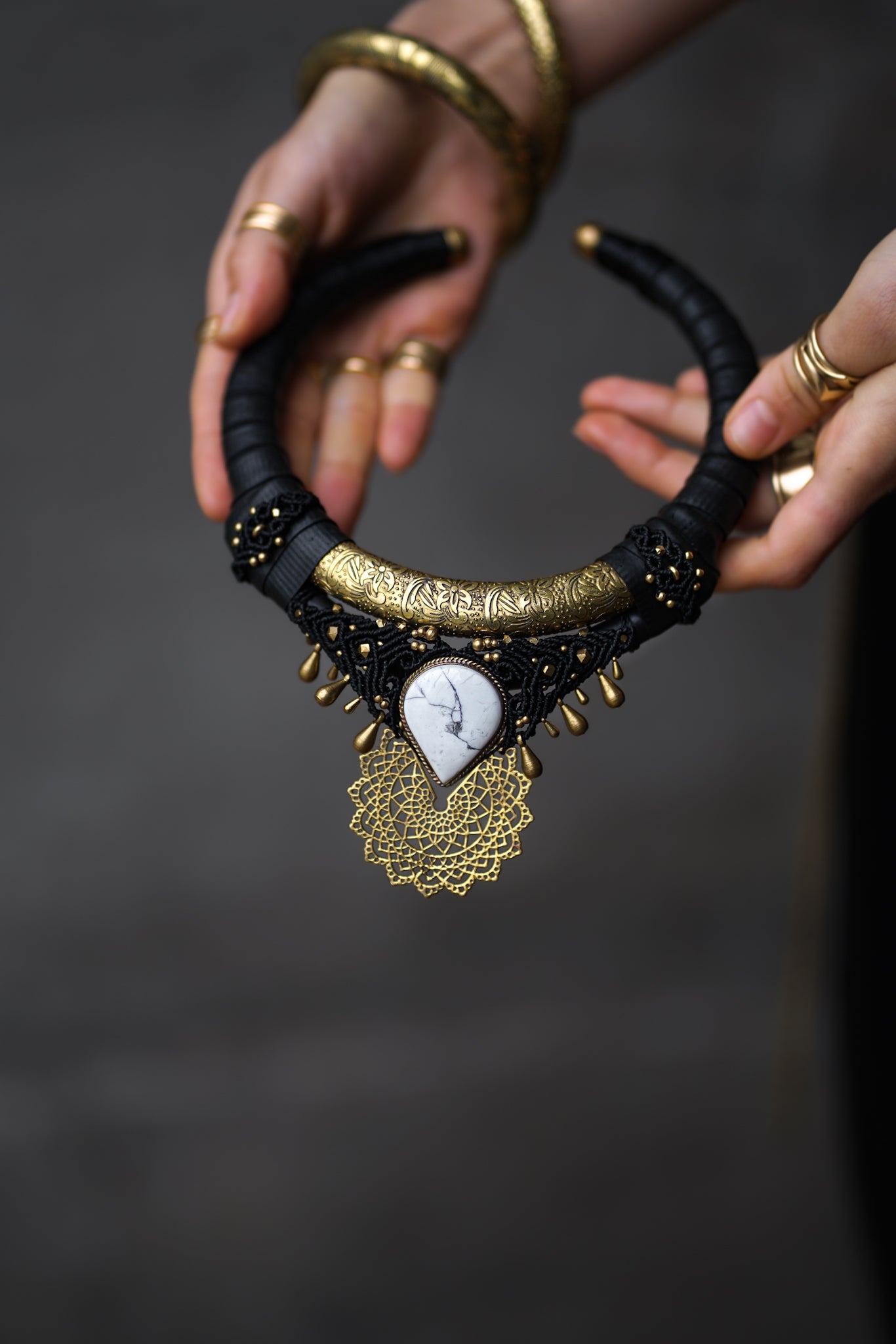 TIMELESS MIRAGE NECKLACE