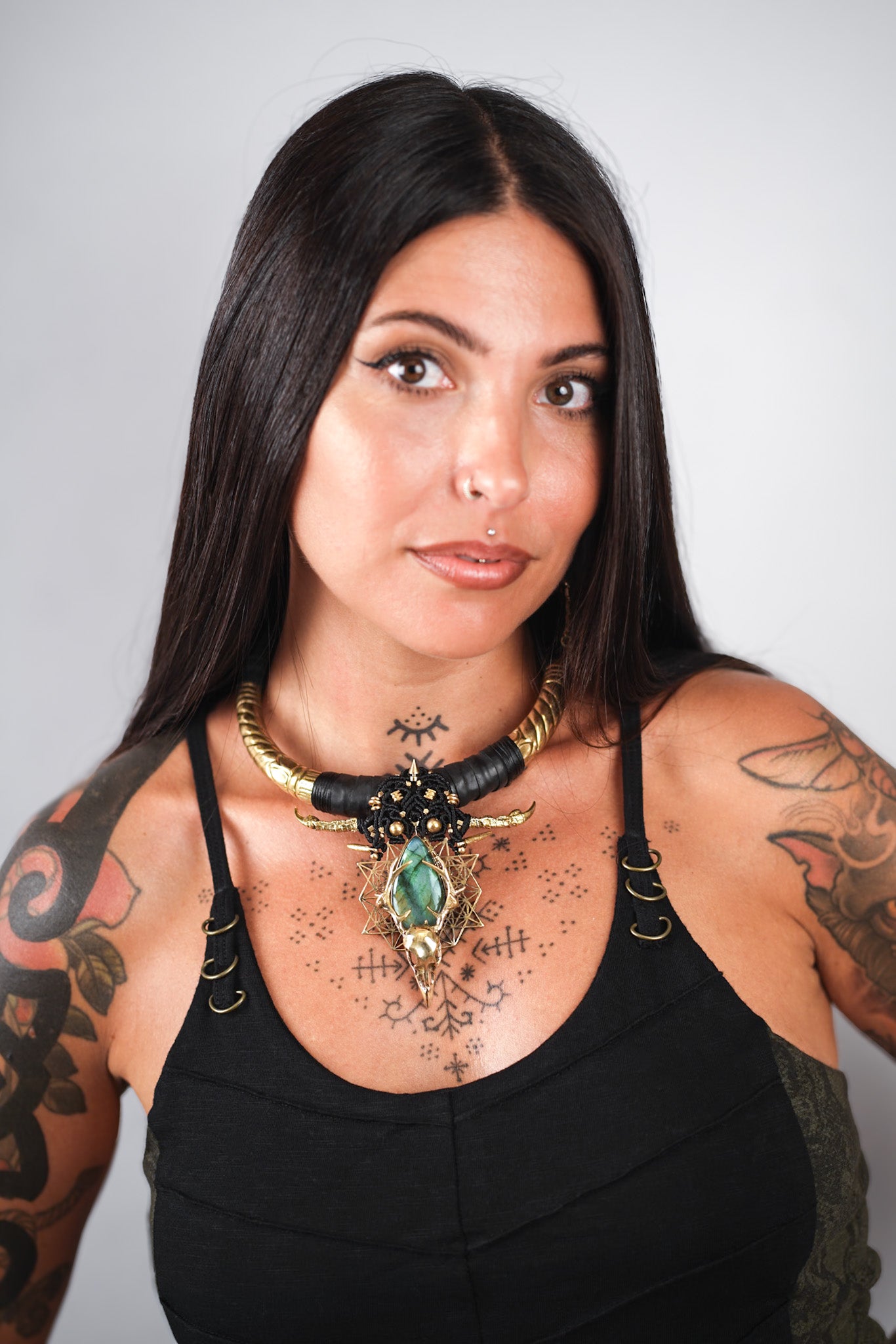 AKARA NECKLACE